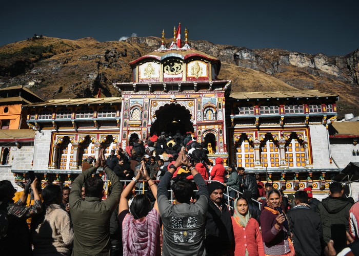 1766228282-pexels-soubhagya23-19019326 (2).jpg